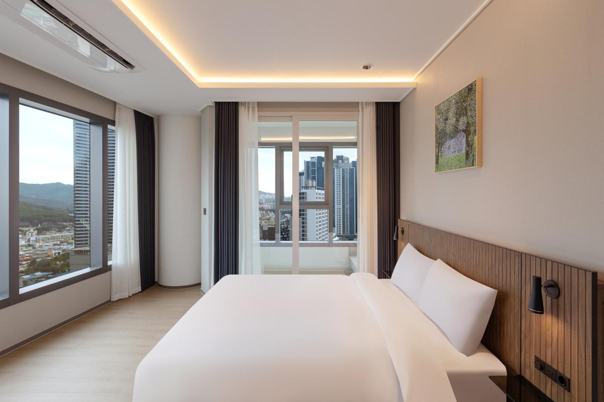 Newcz Haeundae Residence Busan Bagian luar foto