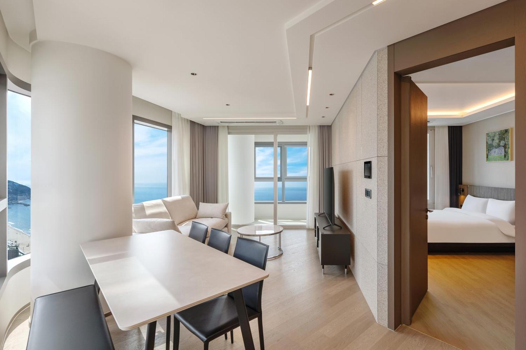 Newcz Haeundae Residence Busan Bagian luar foto
