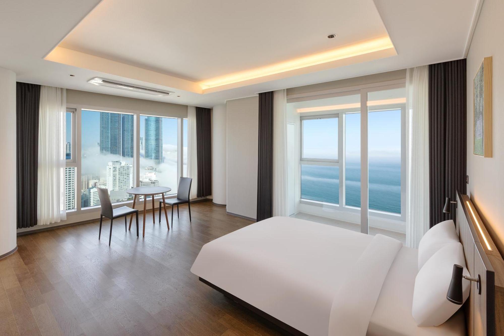 Newcz Haeundae Residence Busan Bagian luar foto