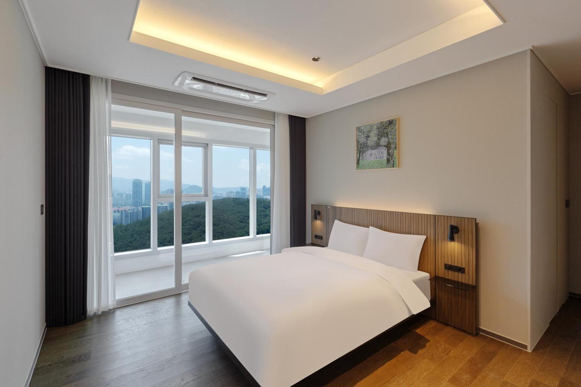 Newcz Haeundae Residence Busan Bagian luar foto